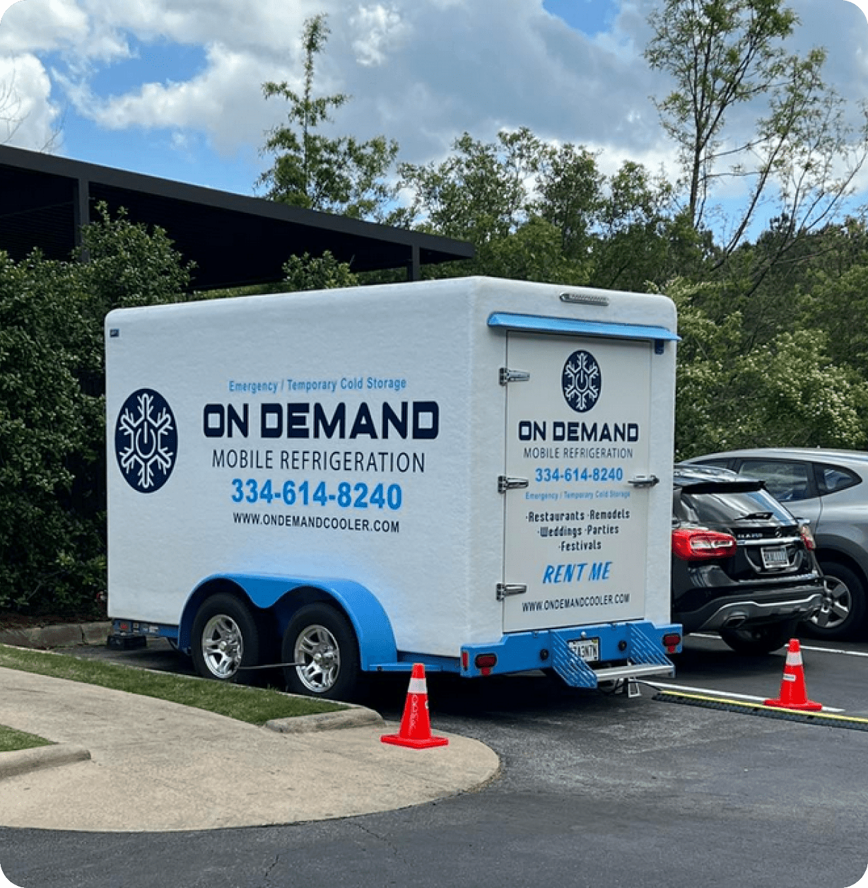Mobile refrigeration trailer parked in lot