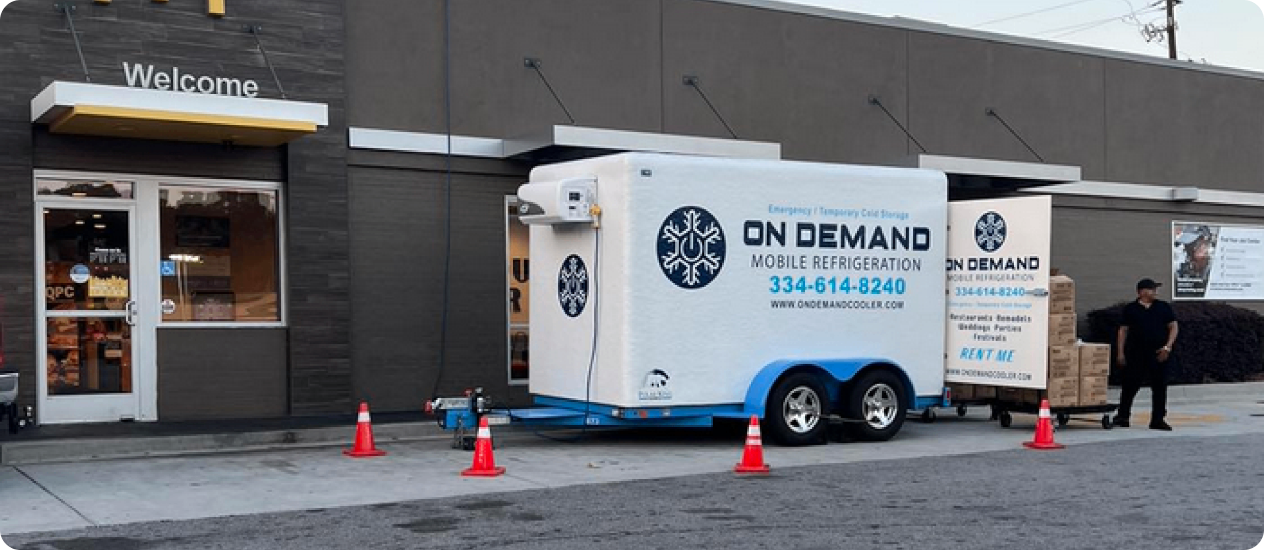 On-demand refrigeration service at storefront